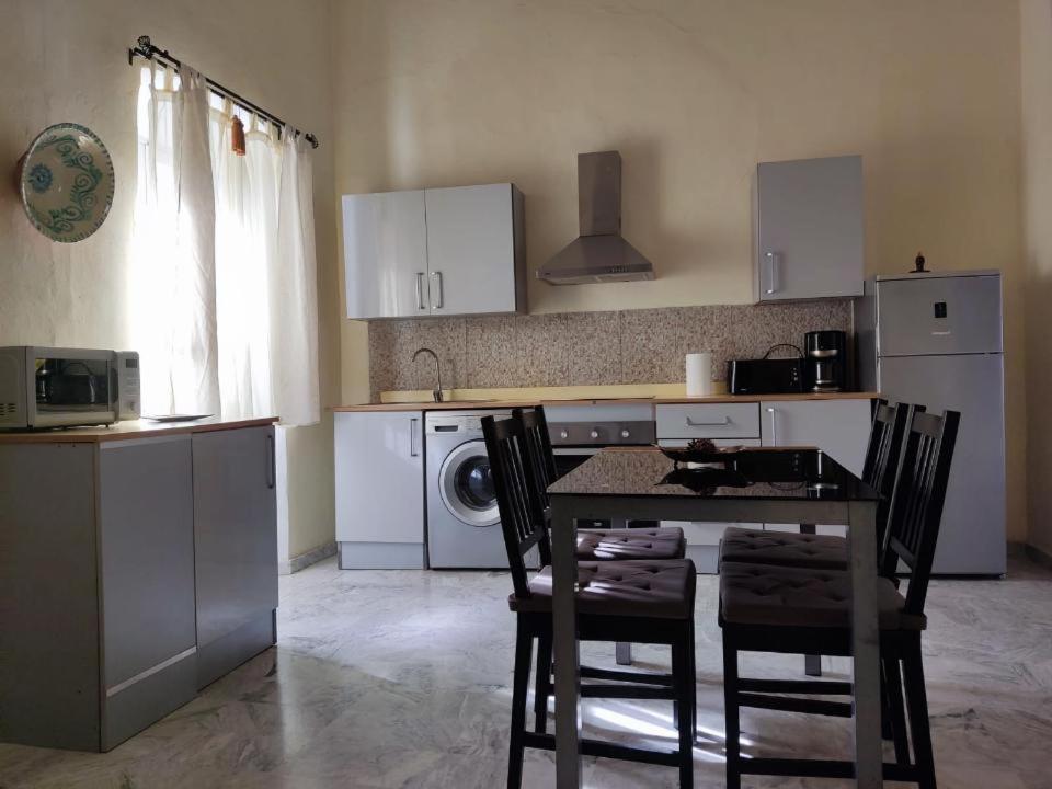 Apartamentos Jp Fregenal 프레헤날 데 라 시에라 외부 사진